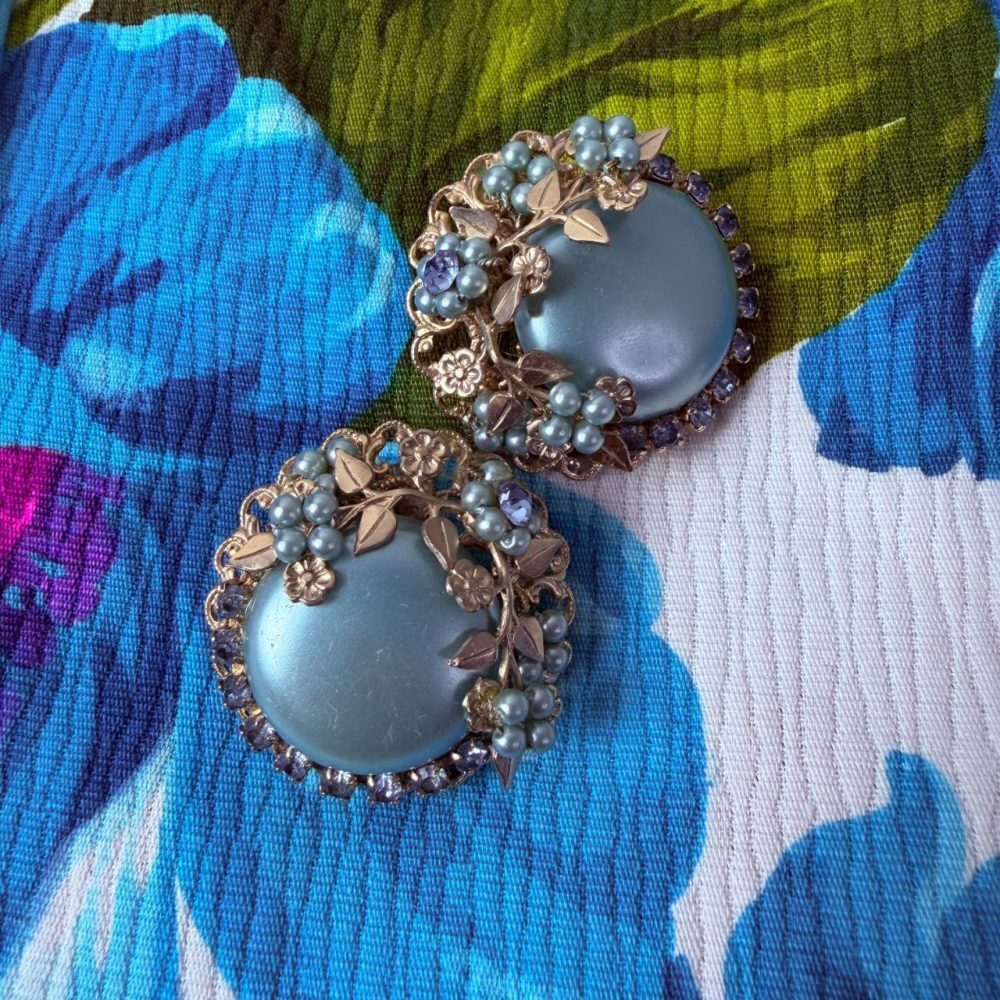 Beautiful mid-century vintage clip-ons.